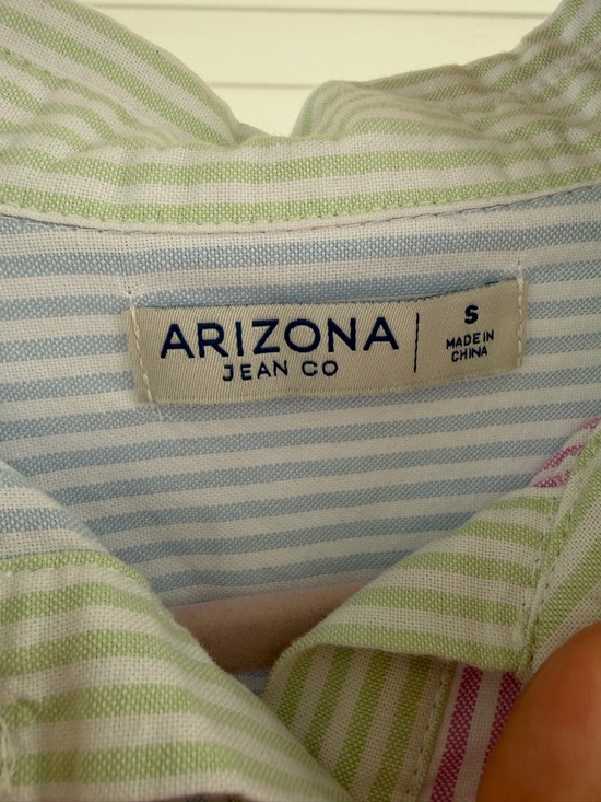 Arizona Jean Company Pastel Striped Cropped Button Up Preppy Coquette Shirt - Picture 3 of 5